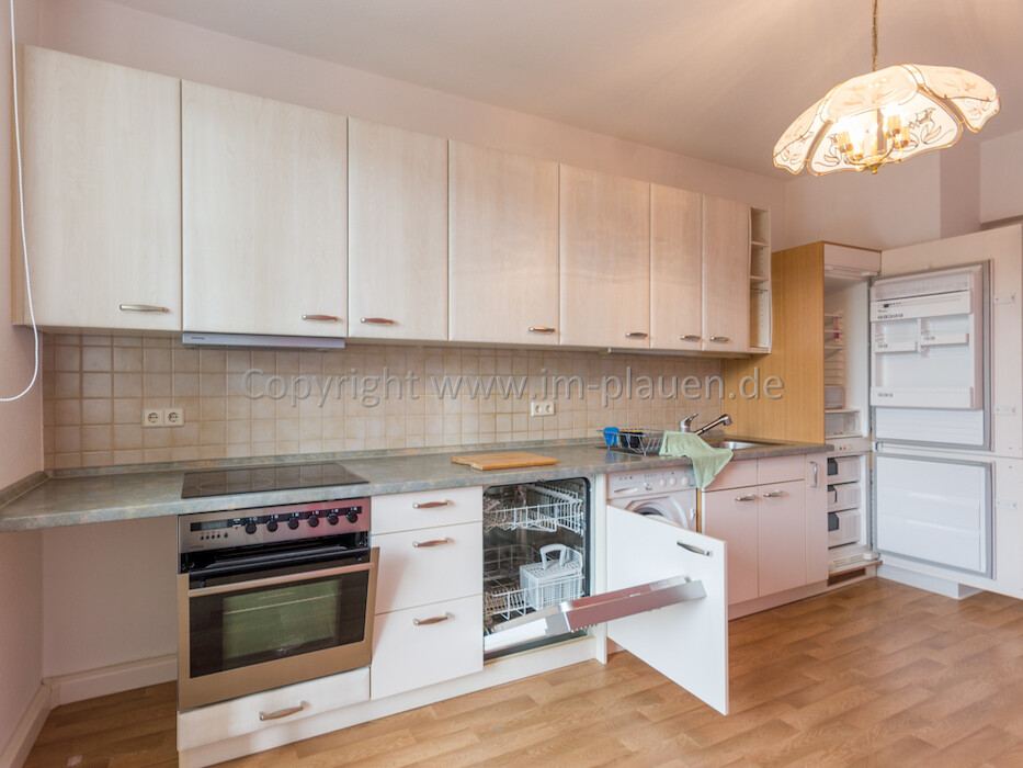 EBK – Süd-Balkon – Bad mit Fenster | 2-Zimmer-Wohnung Plauen Haselbrunn - Foto 1