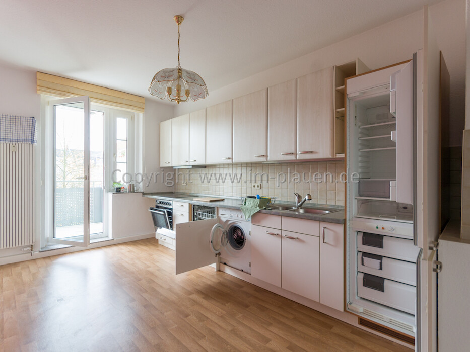 EBK – Süd-Balkon – Bad mit Fenster | 2-Zimmer-Wohnung Plauen Haselbrunn - Foto 2