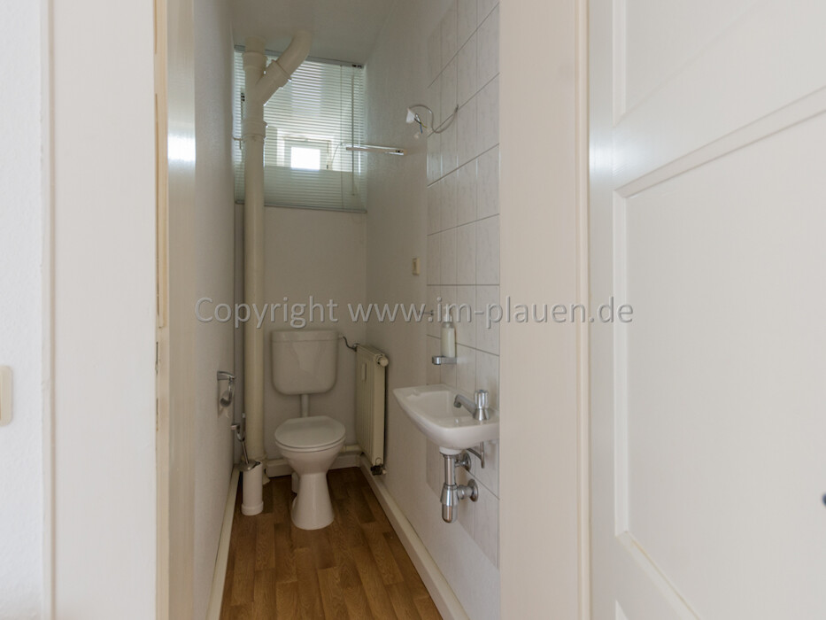 EBK – Süd-Balkon – Bad mit Fenster | 2-Zimmer-Wohnung Plauen Haselbrunn - Foto 4