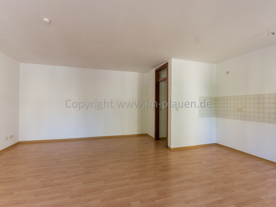 Erdgeschoss – Aufzug – offene Küche | 2-Zimmer-Wohnung Plauen Zentrum - Foto 4
