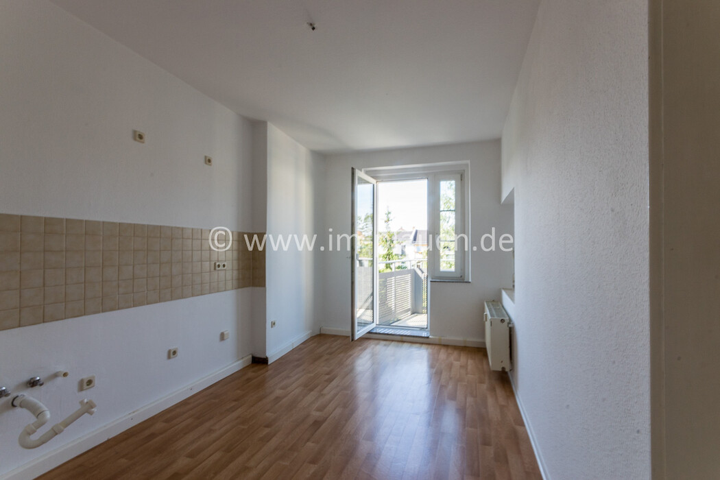 Balkon - separates WC - Badewanne - 76 m² | 3-Zimmer-Wohnung Plauen Haselbrunn - Foto 4