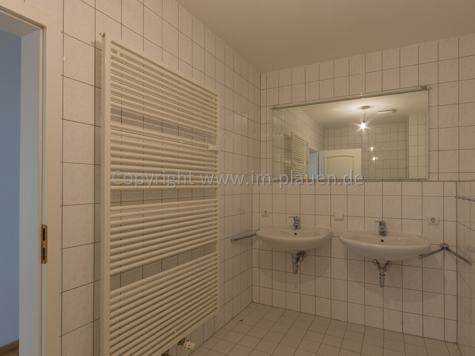 Balkon - Badewanne - Parkettboden - renoviert | 2-Zimmer-Wohnung Plauen Seehaus - Foto 3