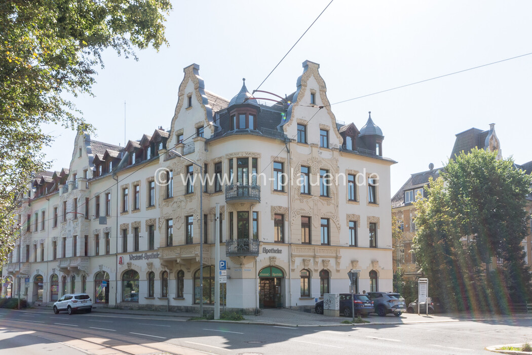Balkon - Badewanne - Laminat - Stellplatz | 2-Zimmer-Wohnung Plauen Westend - Photo 5
