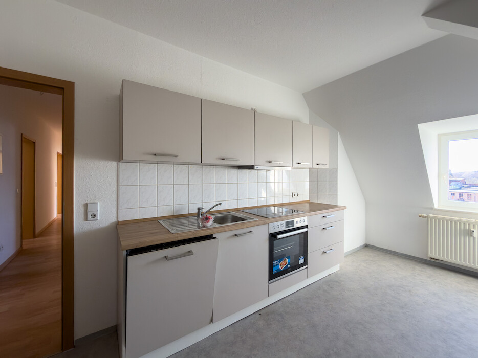 Einbauküche - Tageslichtbad - Weitblick - Laminat | 4-Zimmer-Wohnung Plauen Hofer Vorstadt - Foto 2