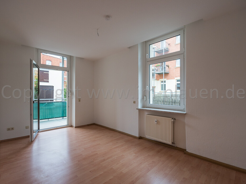 Balkon - Tageslichtbad - Badewanne - Dusche | 2-Zimmer-Wohnung Plauen Preißelpöhl - Photo 1