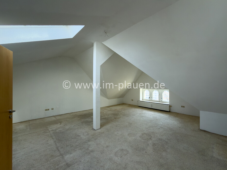 Galerie - Tageslichtbad - Badewanne - Weitblick | 3-Zimmer-Wohnung Plauen Seehaus - Foto 2