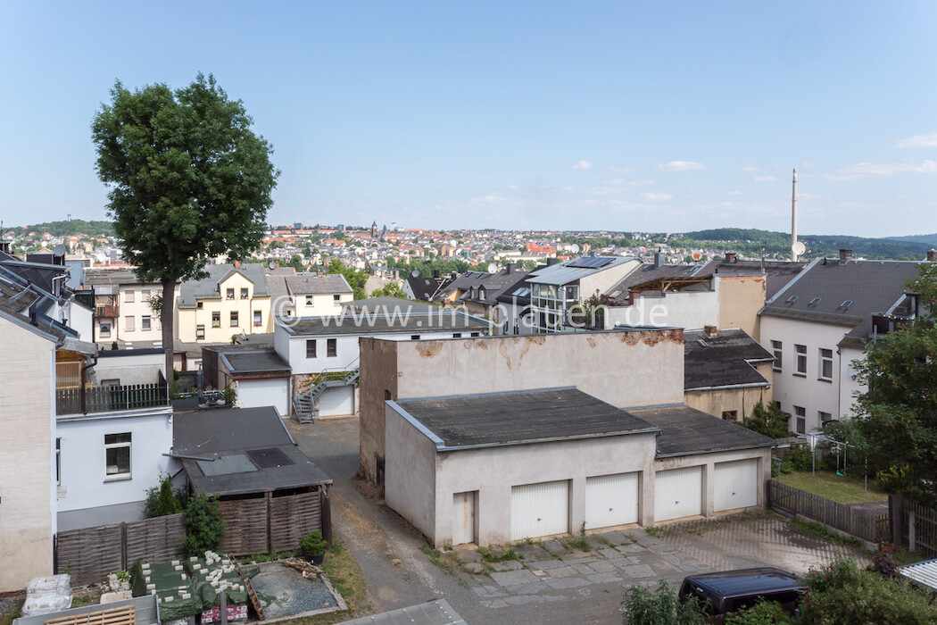 Weitblick – Bad mit Fenster – EBK möglich - Dachgeschoss | 3-Zimmer-Wohnung Plauen Ostvorstadt - Photo 3