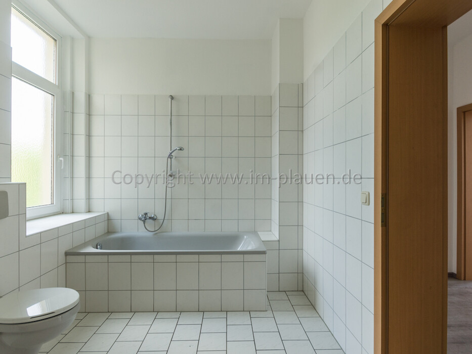 AltbauBalkon – Altbau – Weitblick | 3-Zimmer-Wohnung Plauen Seehaus - Photo 4