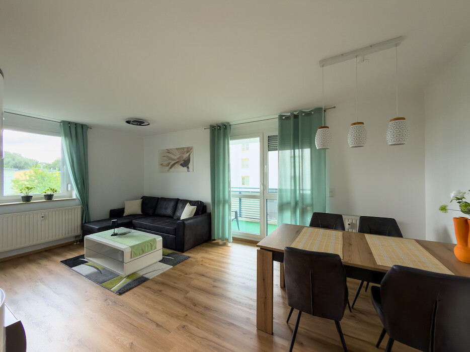 Möbliert – Aufzug – Tiefgarage | 3-Zimmer-Wohnung Plauen Reusa - Foto 2
