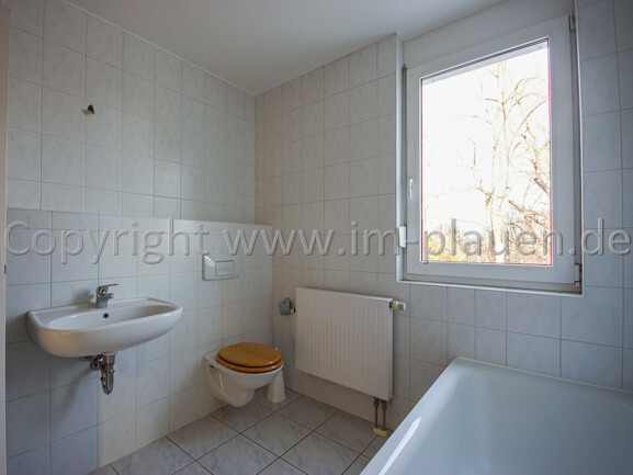 Terrasse – Tageslichtbad – Stellplatz | 2-Zimmer-Wohnung Plauen Ostvorstadt - Photo 4
