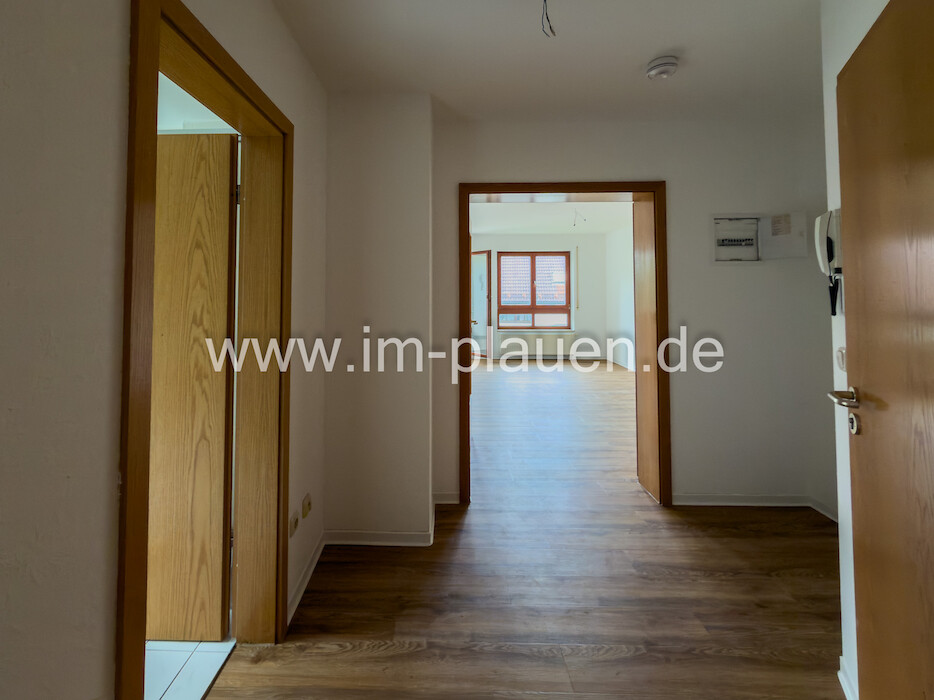 großzügiger Balkon – Tageslichtbad – offene Wohnküche 2-Zimmer-Wohnung Lengenfeld - Foto 5