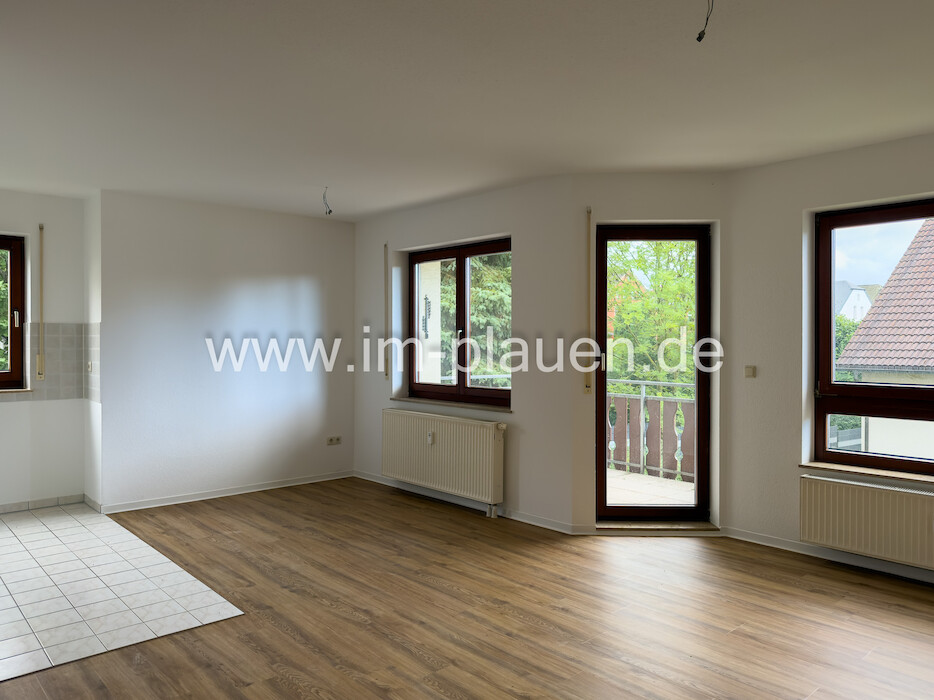 großzügiger Balkon – Tageslichtbad – offene Wohnküche 2-Zimmer-Wohnung Lengenfeld - Foto 1