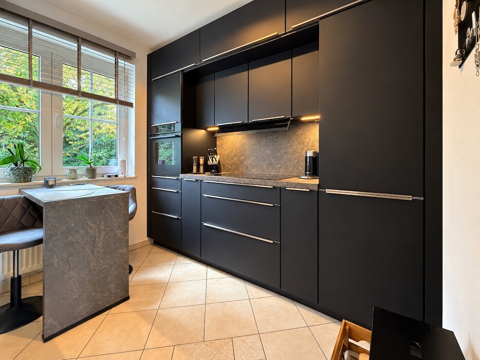Balkon - Tiefgarage - Dusche & Badewanne - Gäste WC | 3-Zimmer-Wohnung Plauen Stadtpark - Photo 2