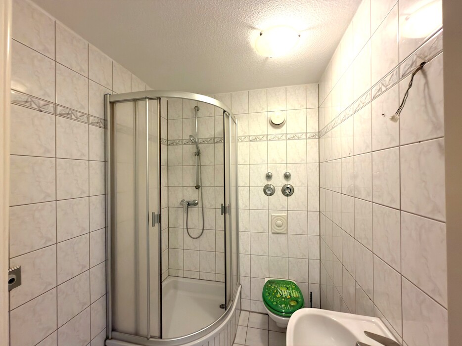 Großzügige 4-Raum-Maisonette mit Aufzug in zentraler Lage von Plauen - Photo 3