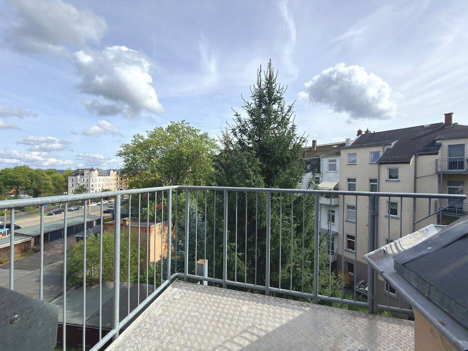 Renovierte 3-Raum-Dachgeschosswohnung mit Balkon in Plauen-Preißelpöhl - Foto 5